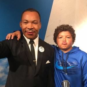 Meet your Posher, Robert